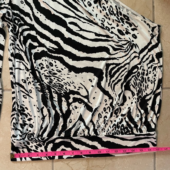Moda International One-Shoulder Zebra Print Top - Picture 3 of 9